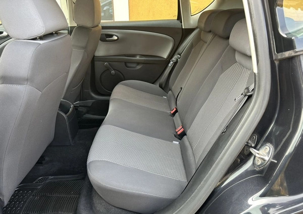 Seat Leon cena 17700 przebieg: 153000, rok produkcji 2011 z Będzin małe 352